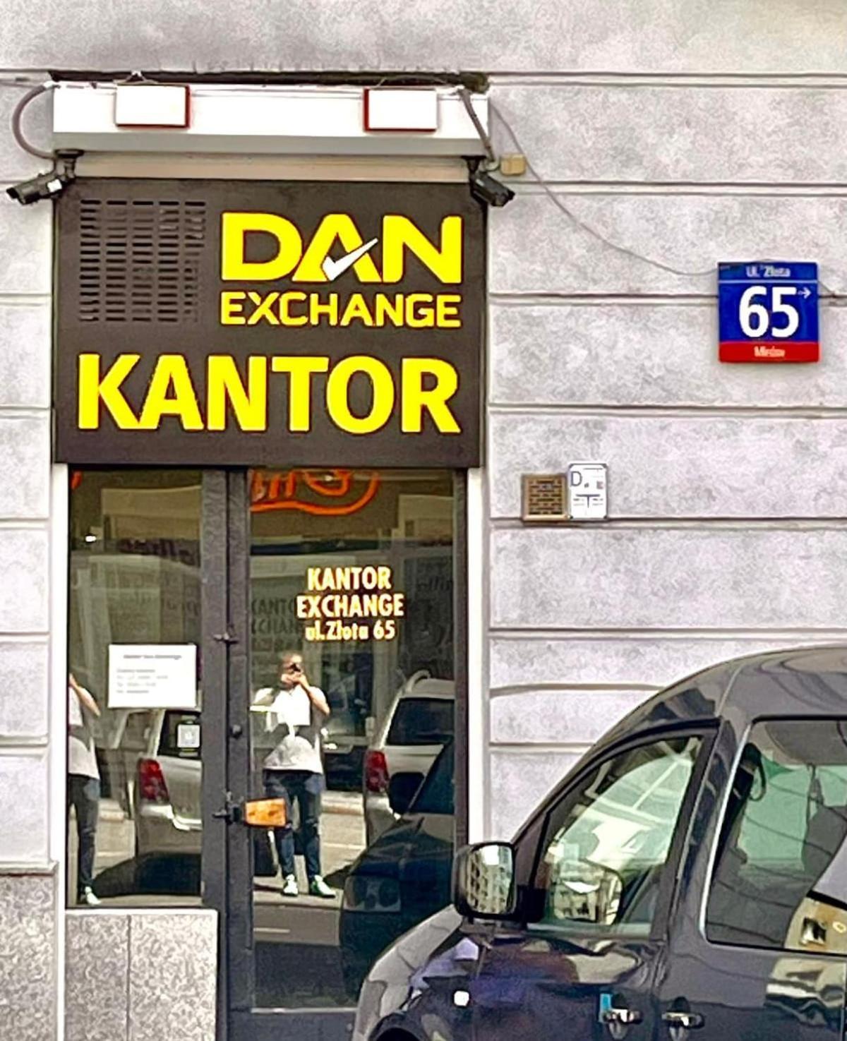 Unique Bohochic Location In Center Warschau