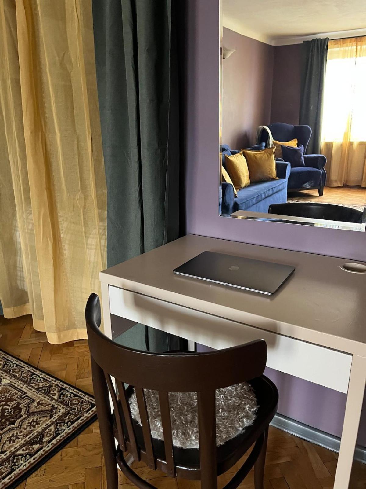 Unique Bohochic Location In Center Apartment Warschau